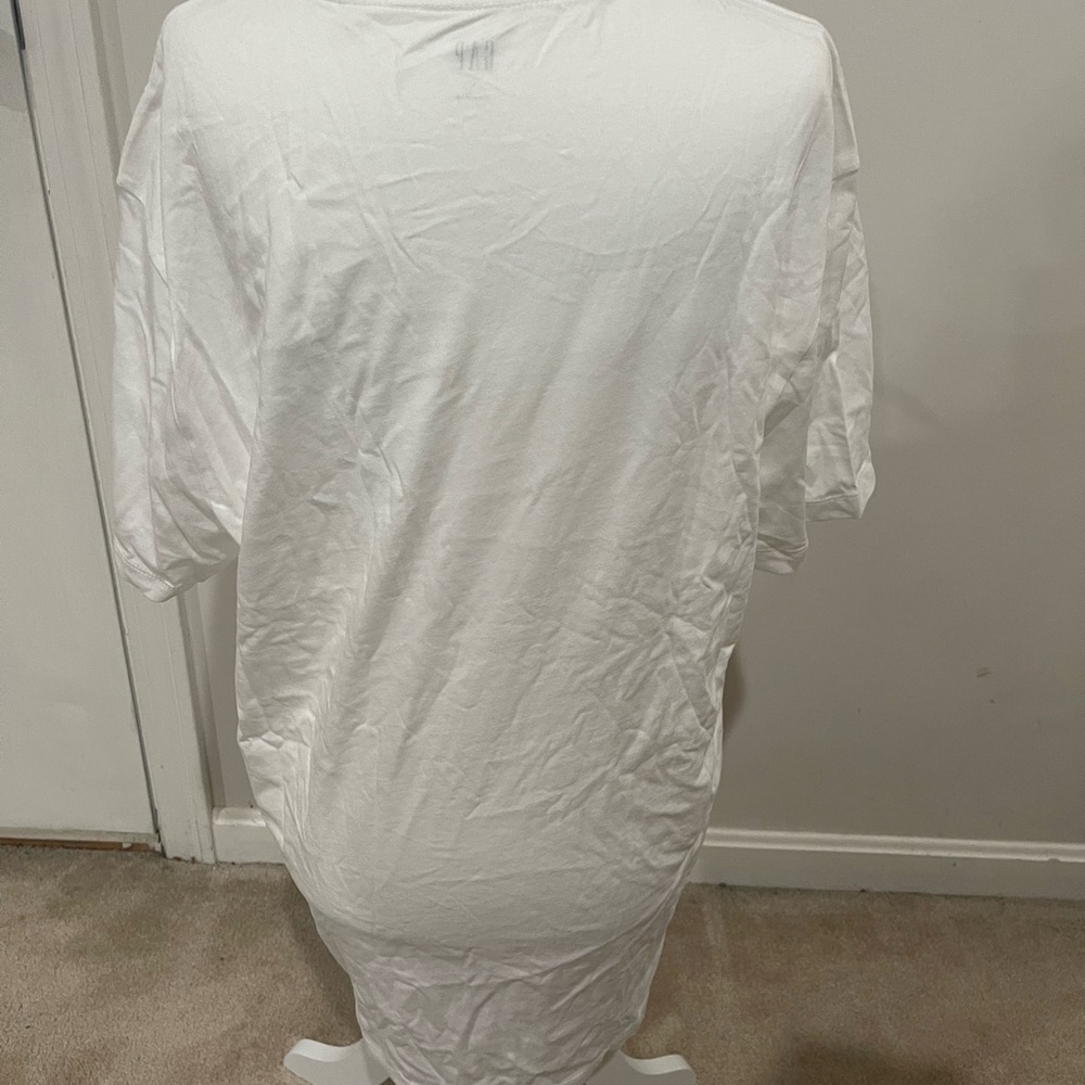 NWT Gap “City of New York” map tshirt size L - Picture 2 of 3